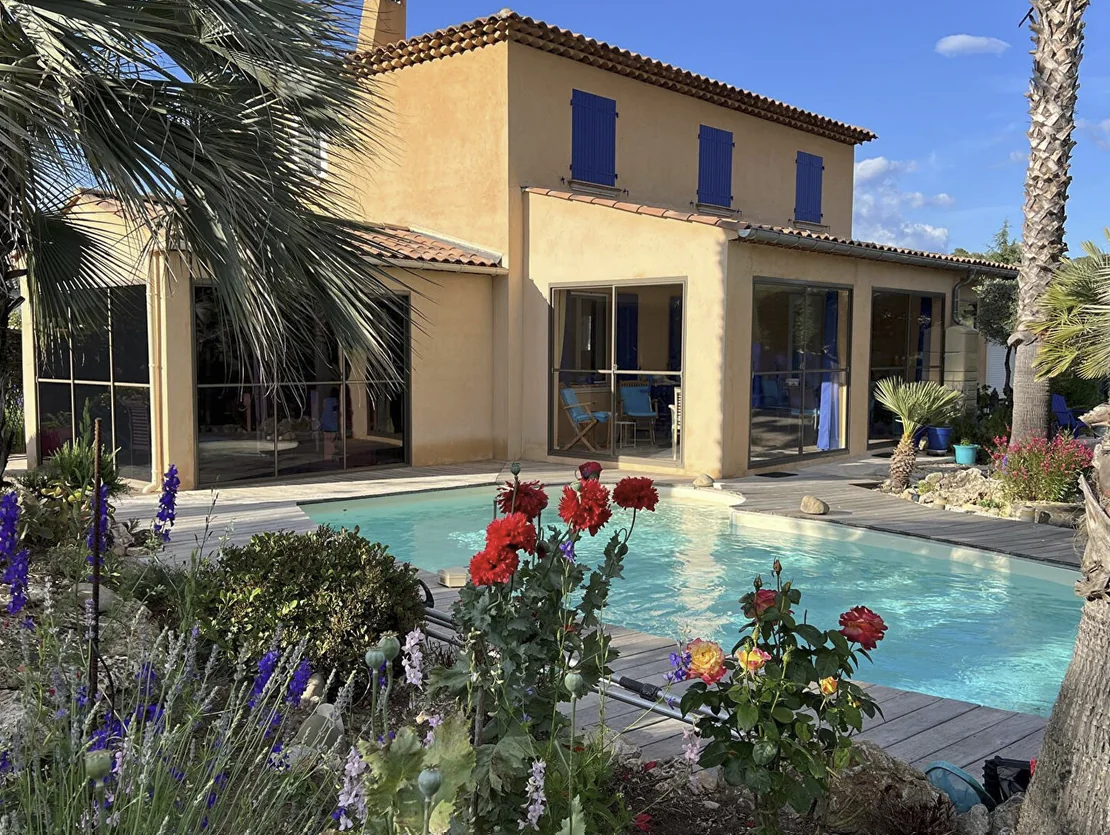 Villa provençale avec piscine à Le Muy